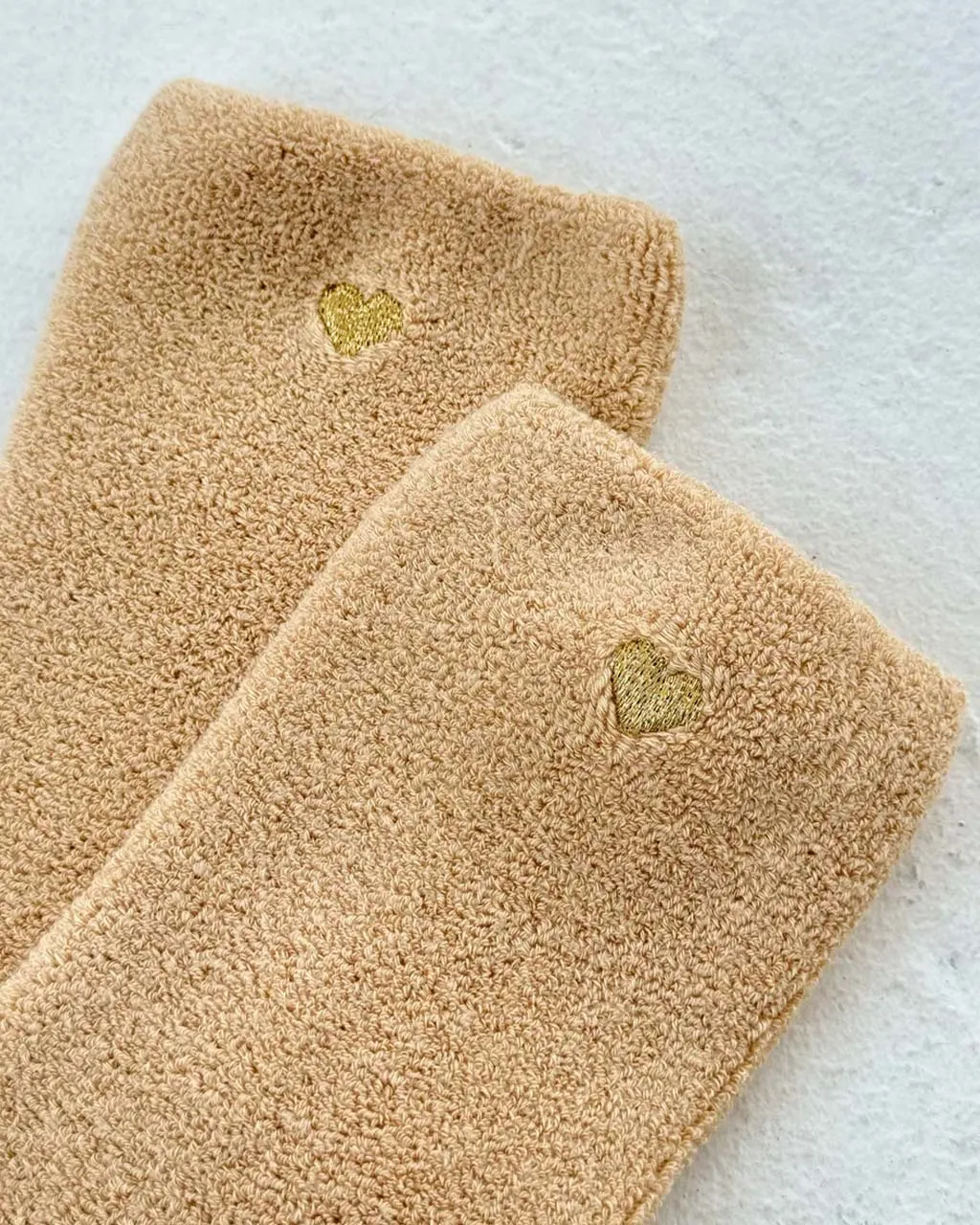 Embroidered Cloud Socks - French Vanilla   Gold Heart