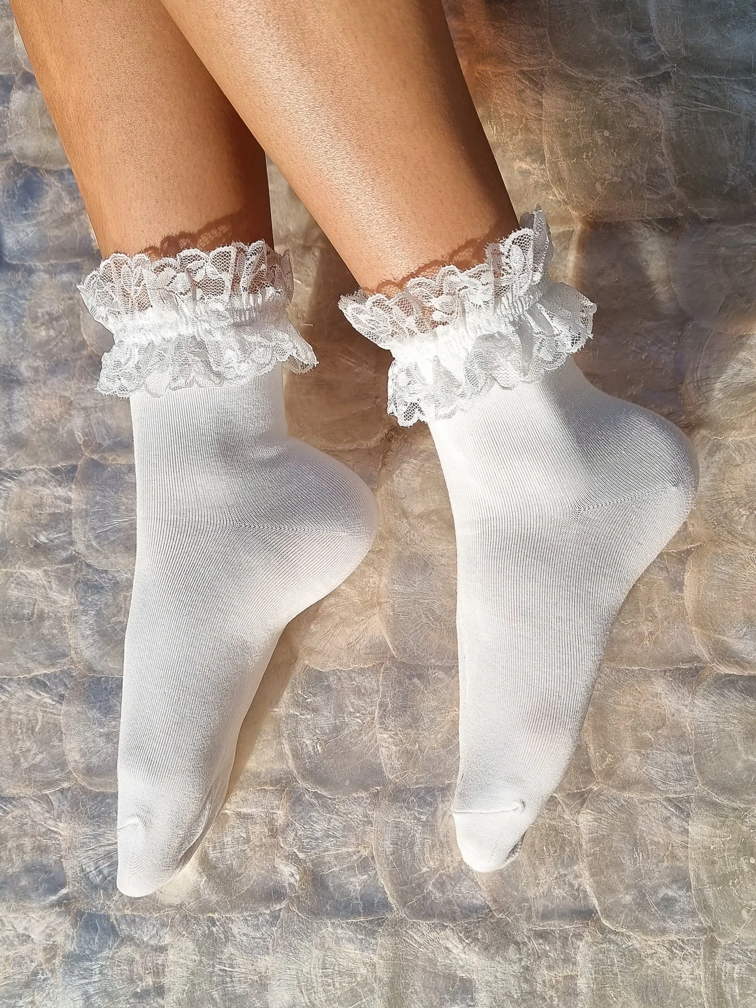 FRILL TOP WHITE