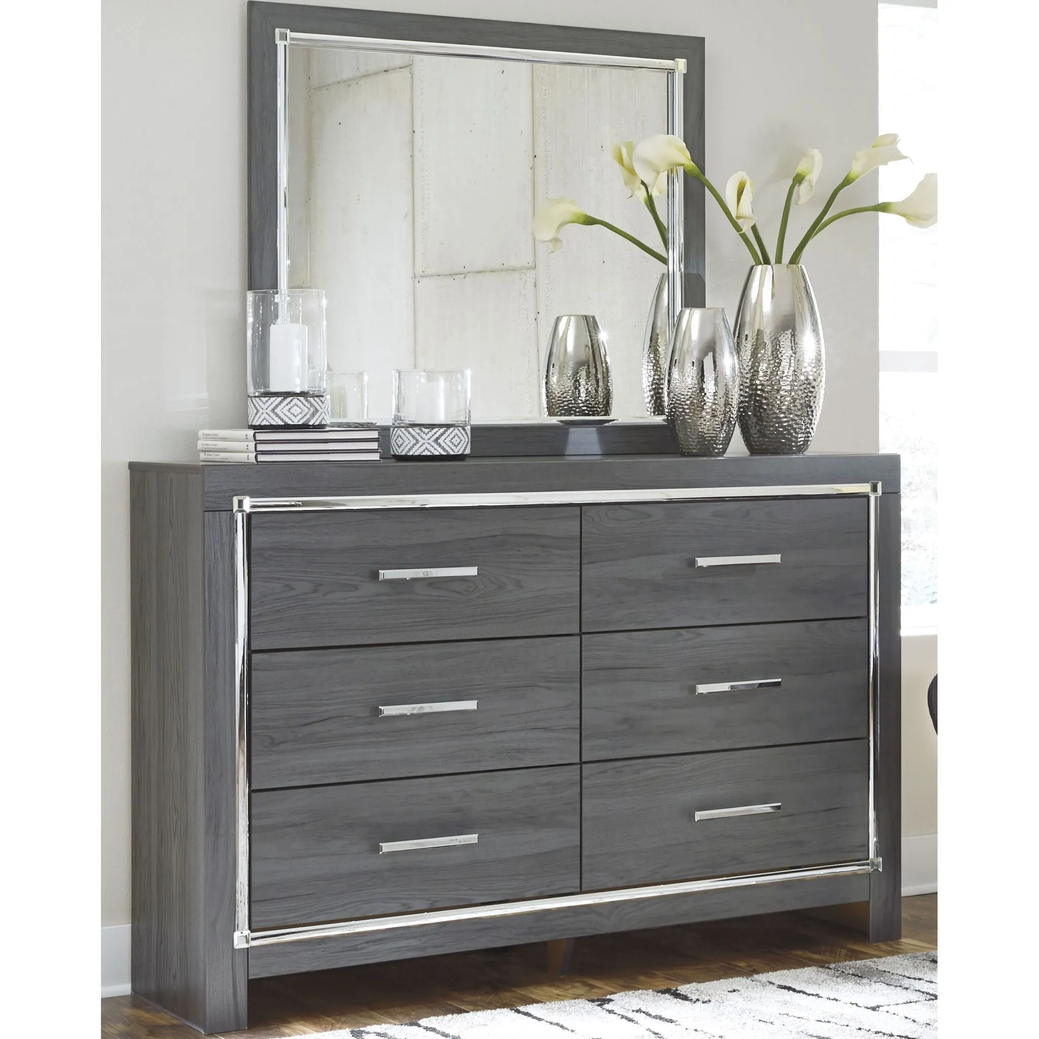 Lodanna 5 Piece Full Storage Bedroom
