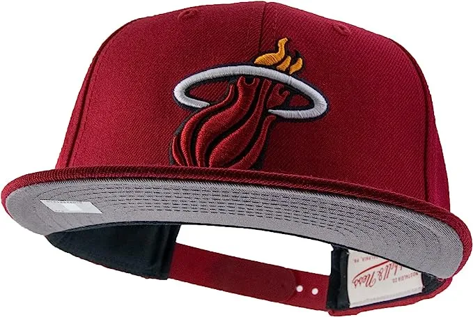 Mitchell & Ness Men's Team Ground 2.0 Snapback Cap