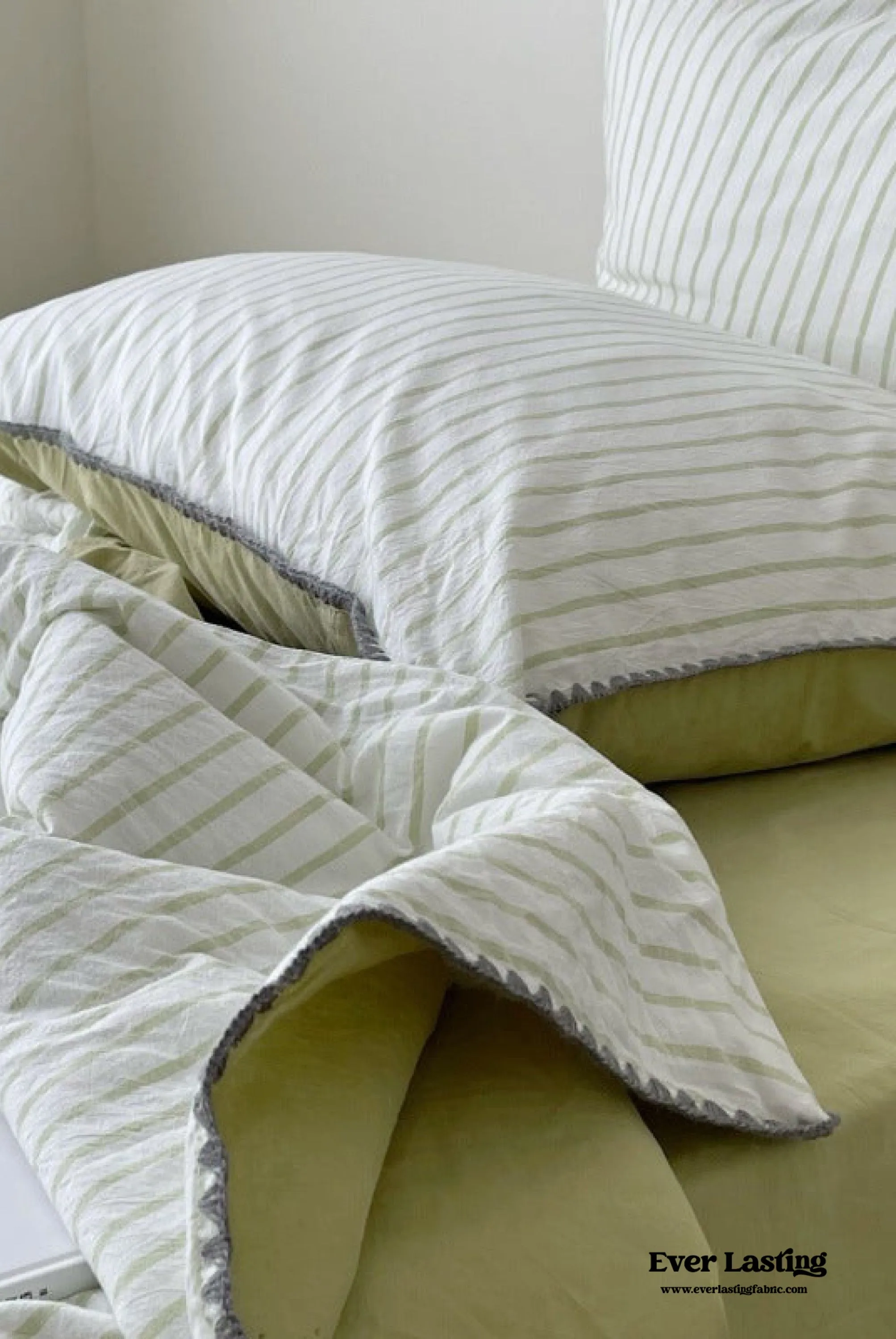 Pastel Striped Blanket Set / Green
