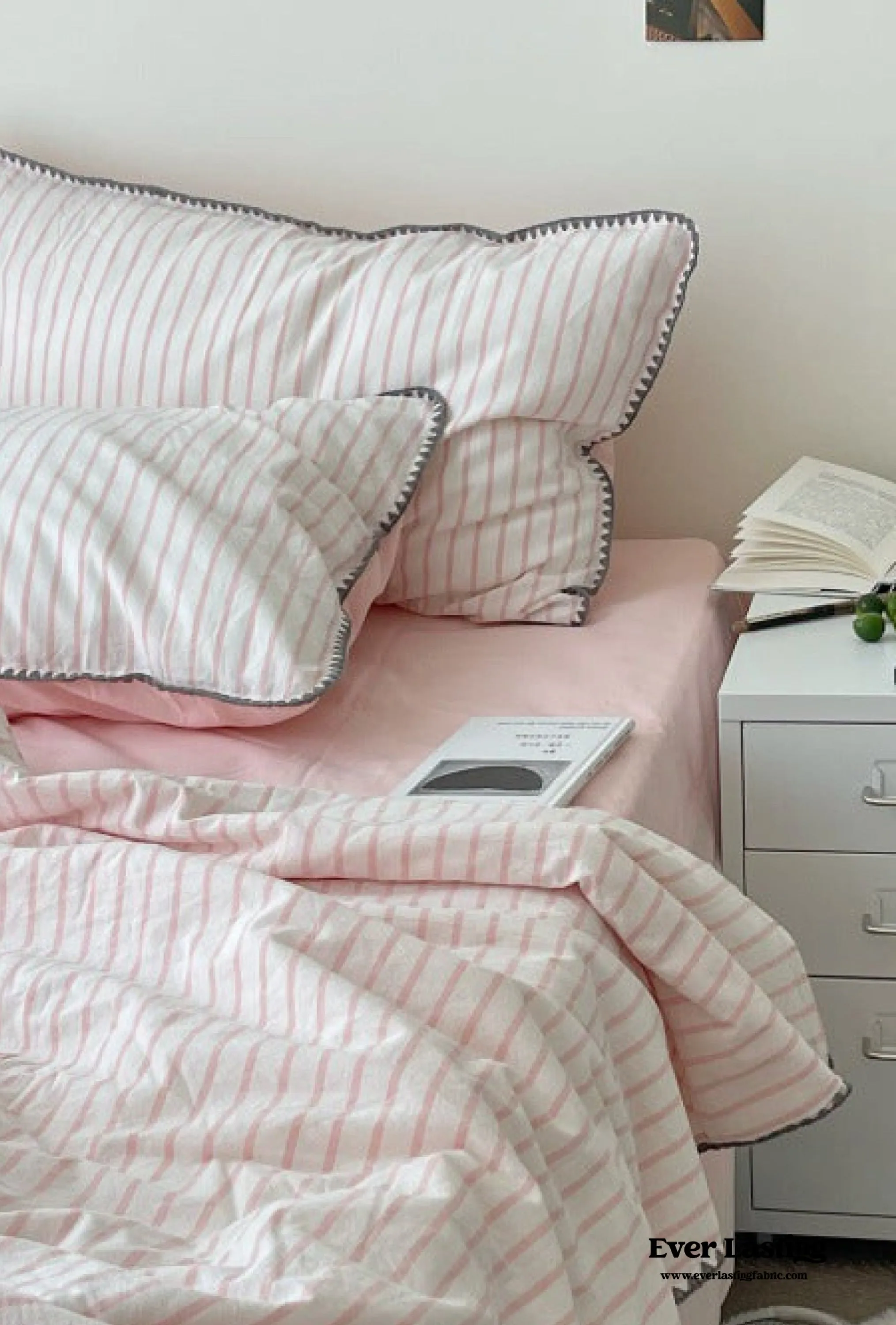 Pastel Striped Blanket Set / Green