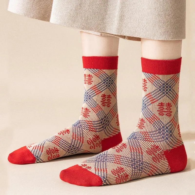 Red Retro Cotton Stockings Calf Length Christmas Gifts Series 3 Pairs